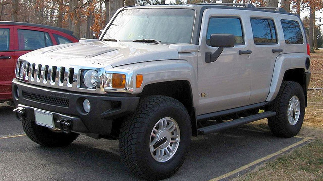 HUMMER | Off Campus Auto Repair